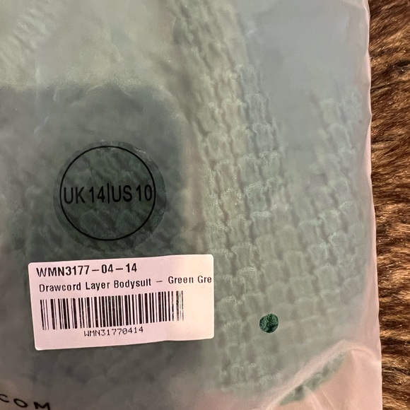 Textured Green Cutout Bodysuit w/thumb holes - Picture 8 of 13